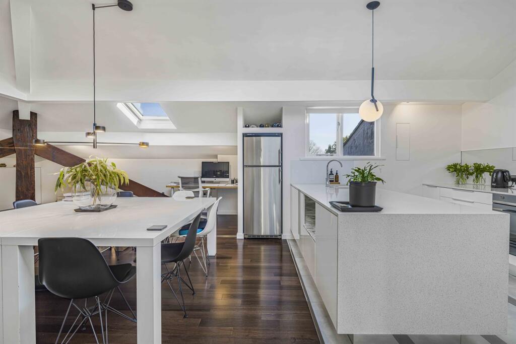 2 bedroom apartment for sale in Langham Mount, East Downs Road, Bowdon, WA14